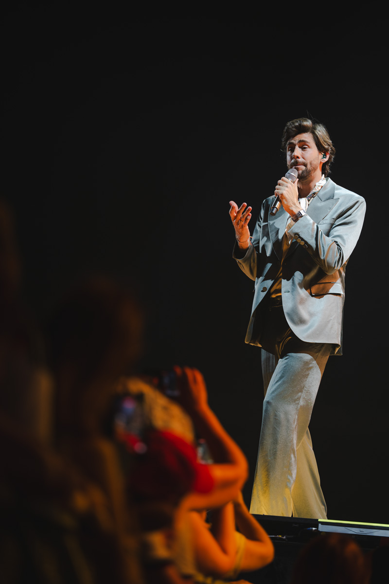 konzertfotografie-muenchen-alvaro-soler-tollwood-konzert